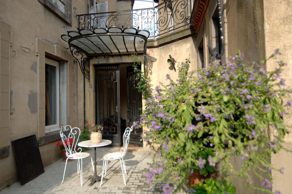 La Maison De Mariecamille 호텔 Saint-Germain-Lembron 외부 사진